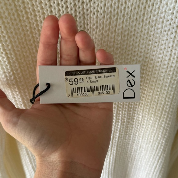 Dex Open Back Sweater - Picture 3 of 8